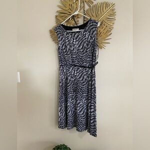 Kasper Monochrome Midi Dress